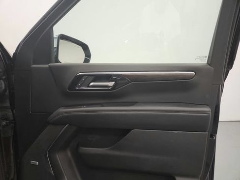 Used 2025 Chevrolet Tahoe Premier RWD image 66