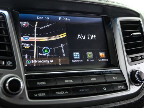 Used 2018 Hyundai Tucson Limited w/ Ultimate Package 02 image 17