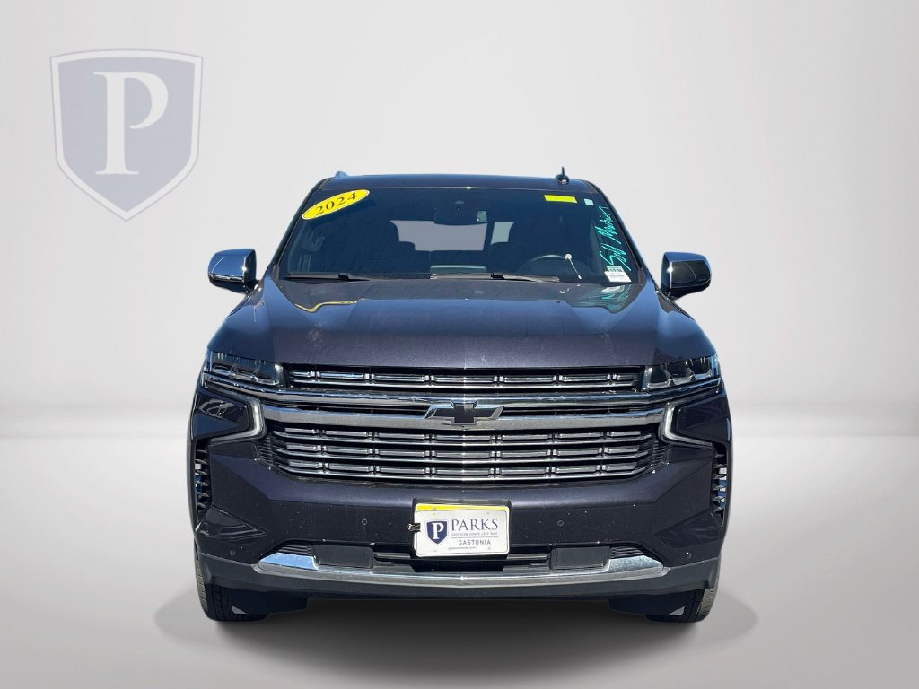 Used 2024 Chevrolet Tahoe Premier AWD/4WD image 3