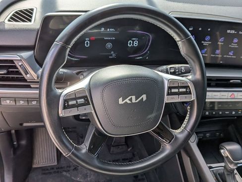 Used 2025 Kia Telluride S FWD image 23