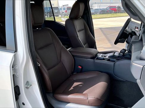 Used 2025 Toyota Land Cruiser w/ Premium Package image 9