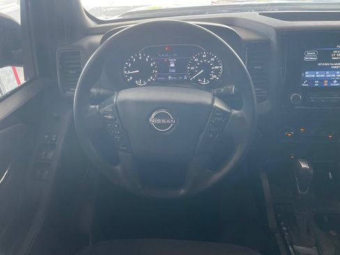 Certified 2023 Nissan Frontier SV w/ Midnight Edition Package AWD/4WD image 13