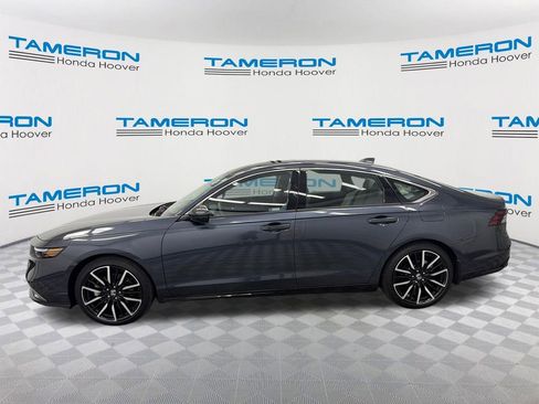 Used 2024 Honda Accord Touring image 2