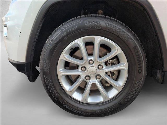 Used 2021 Jeep Grand Cherokee Laredo X AWD/4WD image 24