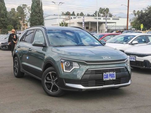 New 2026 Kia Niro EX image 2