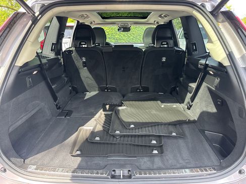 Used 2026 Volvo XC90 B6 Plus w/ Protection Package Premier AWD/4WD image 9