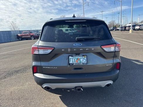 Used 2020 Ford Escape Titanium w/ Titanium Premium Package 2.0 image 7