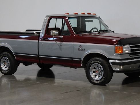Used 1990 Ford F150 2WD Regular Cab image 14
