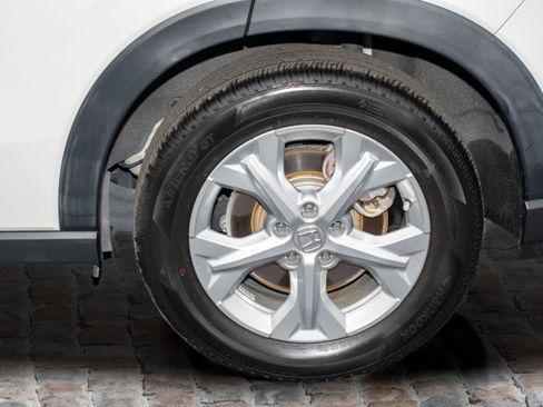 Certified 2023 Honda HR-V LX image 38