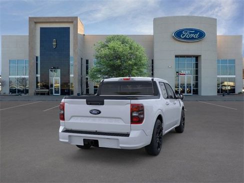 New 2026 Ford Maverick Lobo image 8