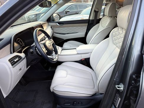 Used 2022 Hyundai Palisade Calligraphy w/ Cargo Package image 12