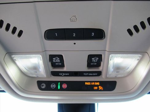 Used 2023 GMC Acadia Denali w/ Denali Ultimate Package image 29