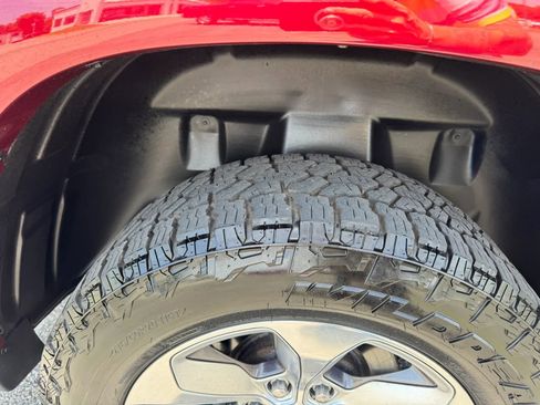 Used 2021 RAM 1500 Limited AWD/4WD image 14