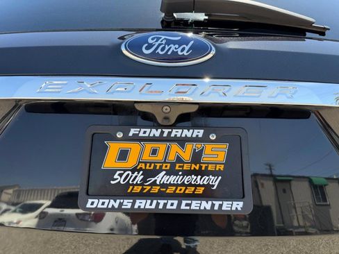 Used 2019 Ford Explorer XLT w/ Equipment Group 201A AWD/4WD image 39