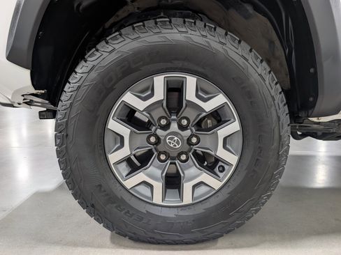 Used 2023 Toyota Tacoma TRD Off-Road AWD/4WD image 8