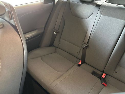 Used 2025 Kia K4 FWD image 38
