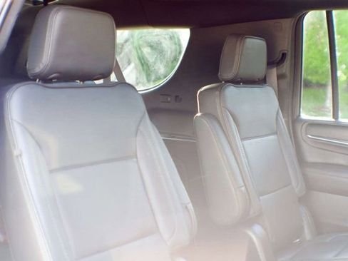 Used 2021 GMC Yukon XL Denali w/ Denali Premium Package image 50