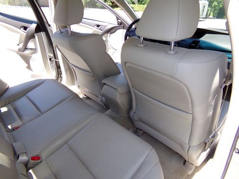 Used 2010 Acura TSX V6 Sedan FWD image 26