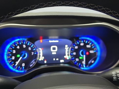 New 2026 Chrysler Pacifica Select w/ S Appearance Package image 10