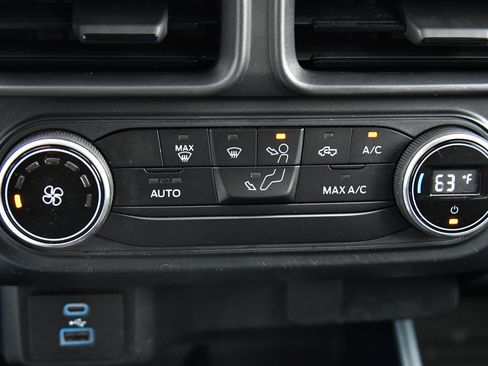 Used 2022 Ford Maverick XL FWD image 26