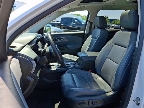 Used 2021 Chevrolet Traverse Premier AWD/4WD image 14