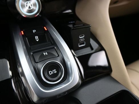 Used 2023 Acura MDX SH-AWD image 15