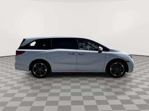 Certified 2024 Honda Odyssey Elite image 5