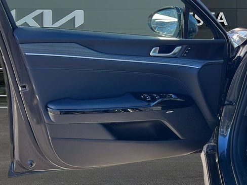 New 2026 Kia K5 EX image 9