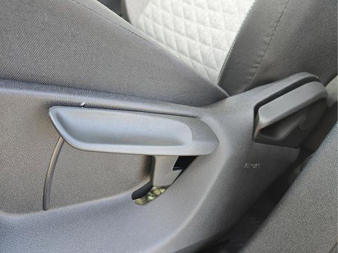 New 2026 Volkswagen Tiguan S image 18