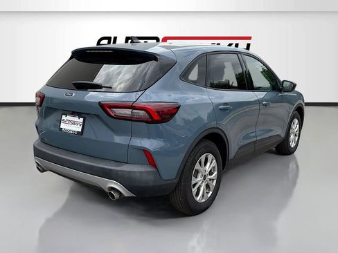 Used 2025 Ford Escape Active FWD image 7