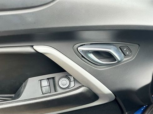 Used 2022 Chevrolet Camaro SS image 17