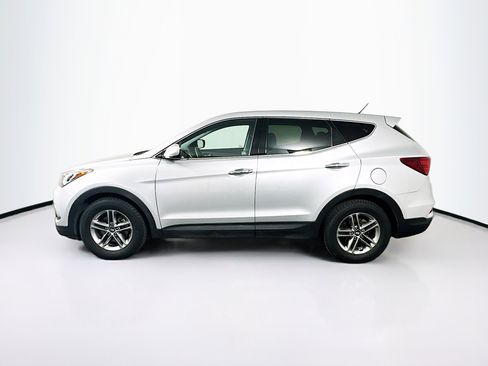 Used 2018 Hyundai Santa Fe Sport image 4