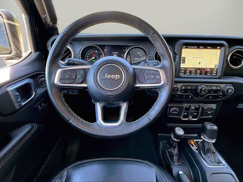 Used 2023 Jeep Wrangler Unlimited Sahara w/ Cold Weather Group AWD/4WD image 11