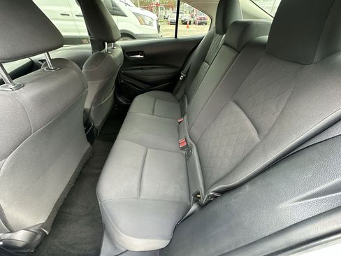 Used 2020 Toyota Corolla LE image 27