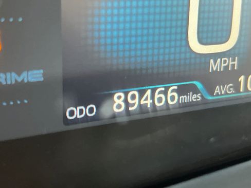 Certified 2017 Toyota Prius Prime Advanced FWD image 29