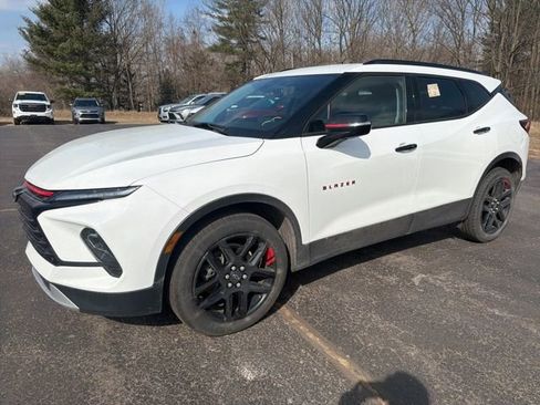 Certified 2024 Chevrolet Blazer LT w/ Redline Edition image 7