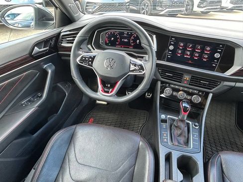 Certified 2022 Volkswagen Jetta GLI Autobahn w/ GLI Black Package FWD image 9