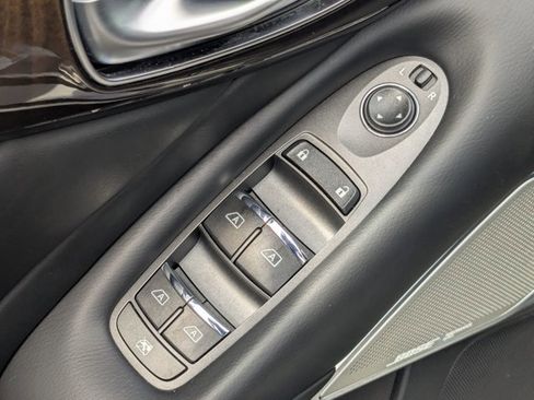 Used 2018 INFINITI Q50 Luxe w/ Sensory Package (Luxe) image 12