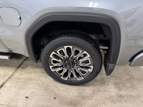 Certified 2025 GMC Sierra 1500 Denali Ultimate image 10