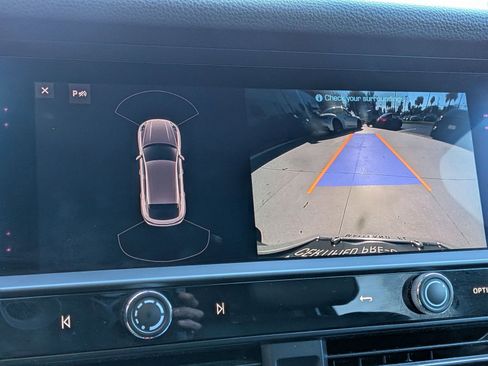 Used 2025 Porsche Macan Turbo image 20