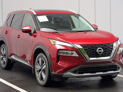 Used 2023 Nissan Rogue SL w/ SL Premium Package FWD image 52