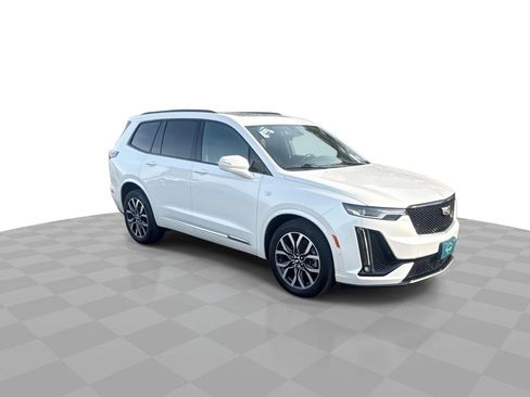 Certified 2021 Cadillac XT6 Sport image 2