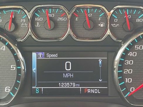 Used 2017 Chevrolet Silverado 1500 LT w/ All Star Edition AWD/4WD image 22
