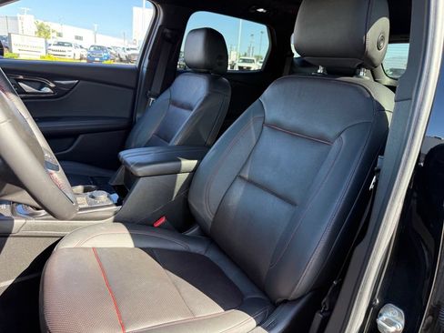 Used 2022 Chevrolet Blazer RS w/ Enhanced Convenience Package FWD image 5