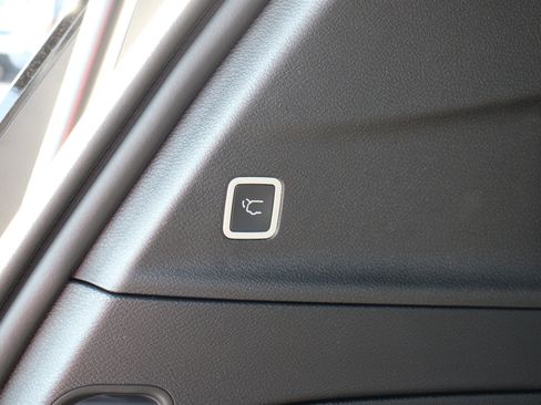 New 2026 Chrysler Pacifica Limited w/ S Appearance Package image 29