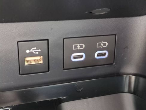 Used 2026 Toyota Camry SE w/ Multimedia Upgrade Package FWD image 21