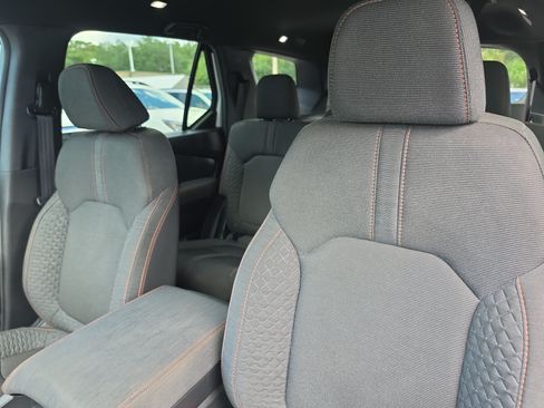 Used 2025 Honda Pilot Sport image 22