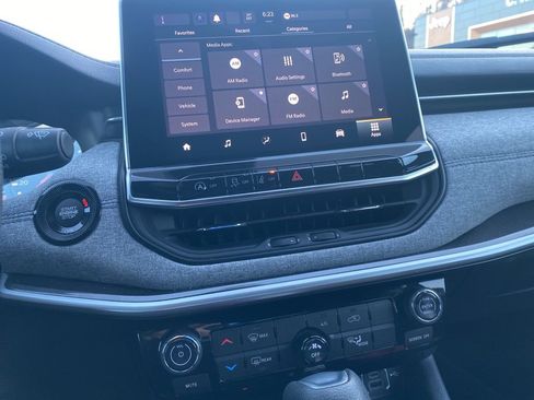 Certified 2023 Jeep Compass Sport image 32