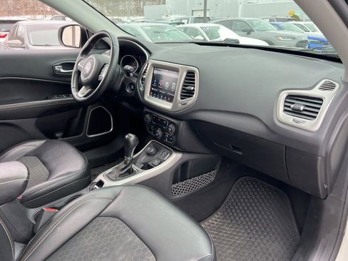 Used 2018 Jeep Compass Latitude w/ Popular Equipment Group image 29