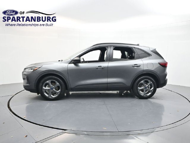 Used 2025 Ford Escape ST-Line FWD image 4